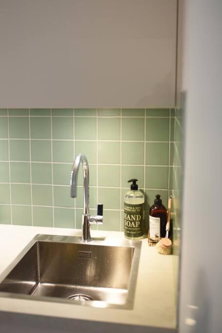 Appartement Moonrise - Plage 50M - Rue Gratuite 생말로 외부 사진